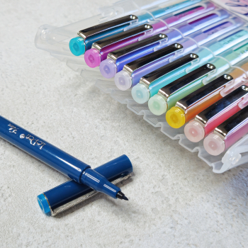Pens in solid, resealable plastic packaging